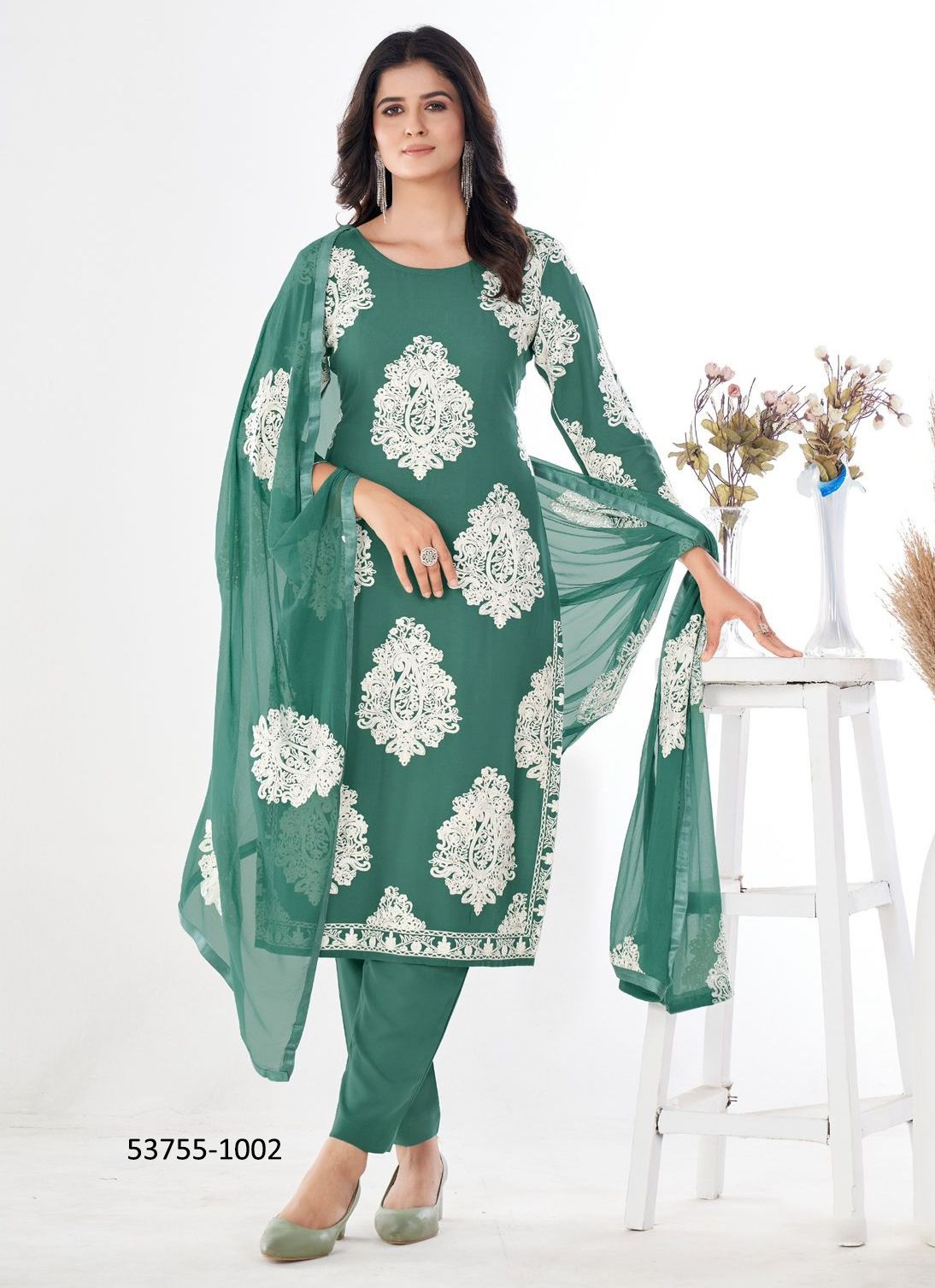 MADAM - CATALOG # 53755 (SET OF 4 READYMADE SUITS)