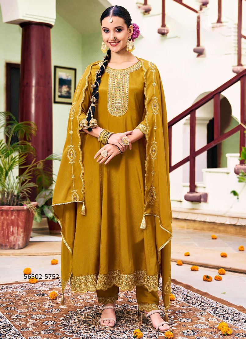 TARANG - CATALOG # 56502 (SET OF 4 READYMADE SUITS)