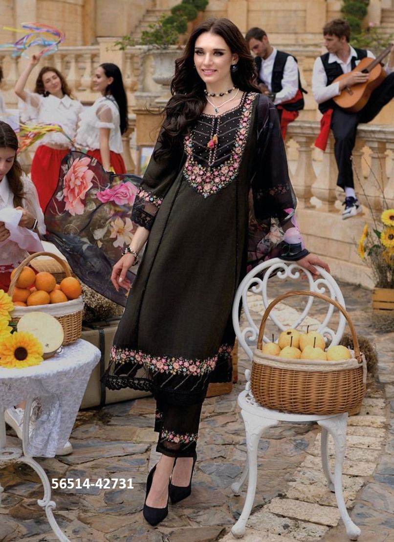 BEGUM 6 - CATALOG # 56514 (SET OF 8 READYMADE SUITS)