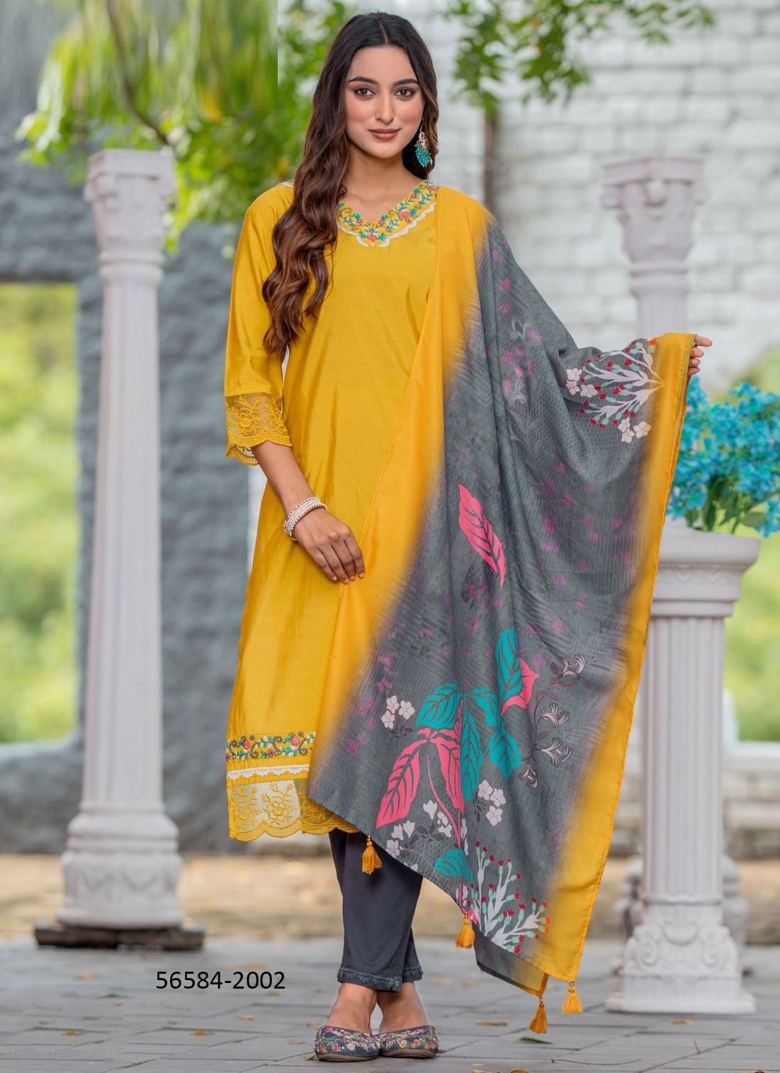 RIVANTA - CATALOG # 56584 (SET OF 4 READYMADE SUITS)