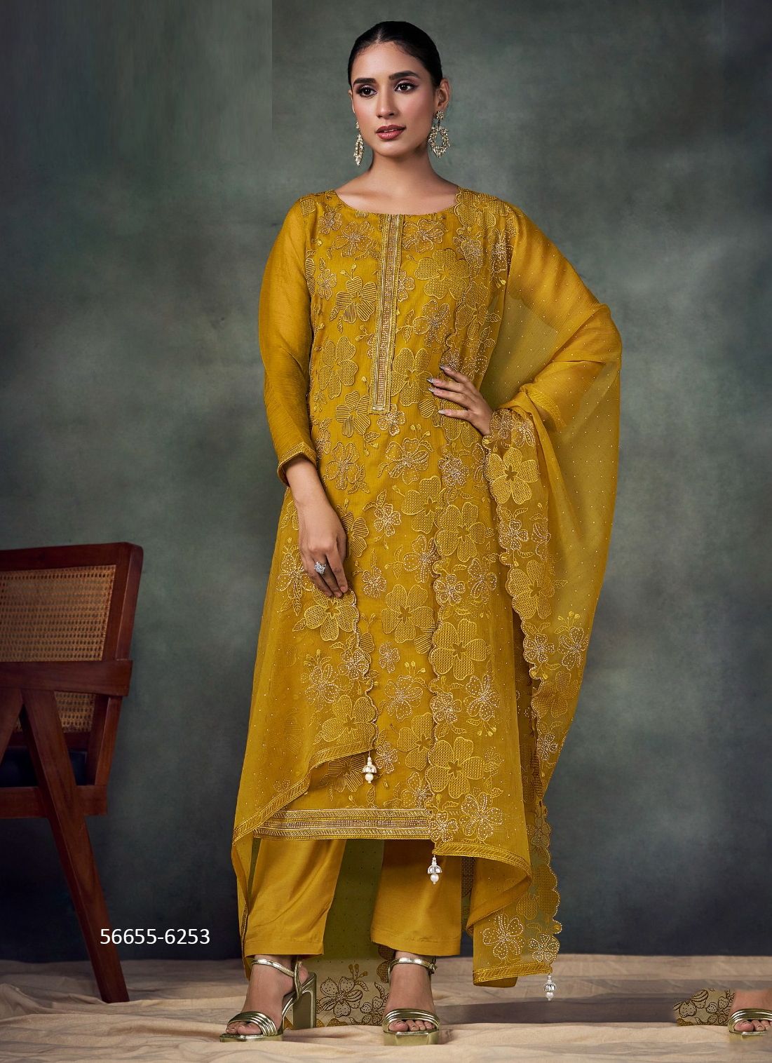 JIYA - CATALOG # 56655 (SET OF 6 SEMI-STITCHED SUITS) JIYA - CATALOG # 56655 (SET OF 6 SEMI-STITCHED SUITS)
