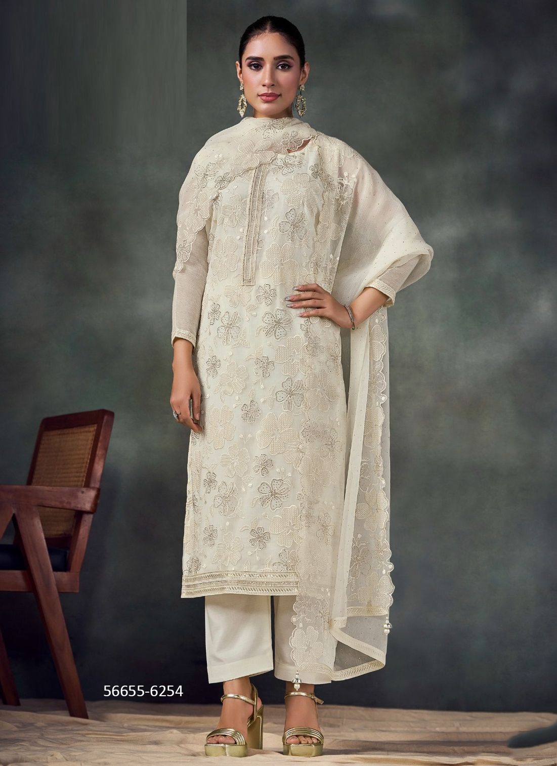 JIYA - CATALOG # 56655 (SET OF 6 SEMI-STITCHED SUITS) JIYA - CATALOG # 56655 (SET OF 6 SEMI-STITCHED SUITS)