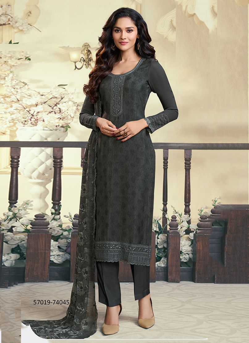 ROYAL CREPE 47 - Catalog # 57019 (Set of 8 Semi-Stitched / Un-Stitched Suits) by Brand VINAY FASHION LLP ROYAL CREPE 47 - Catalog # 57019 (Set of 8 Semi-Stitched / Un-Stitched Suits) by Brand VINAY FASHION LLP