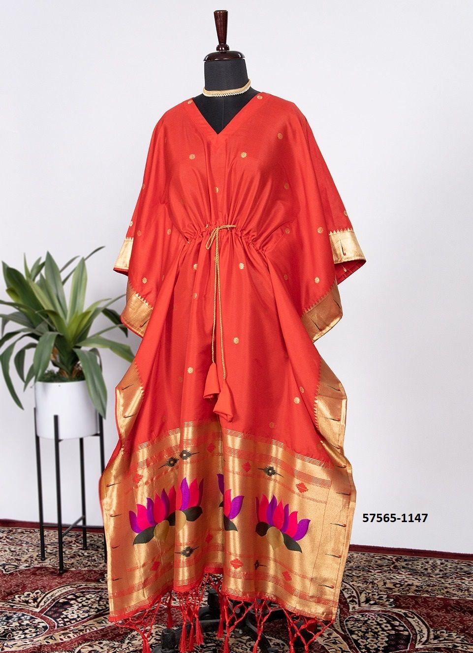 JACQUARD SILK PONCHOS - Catalog # 57565 (Set of 4 Kaftans / Ponchos) by Brand STROLLAY ® JACQUARD SILK PONCHOS - Catalog # 57565 (Set of 4 Kaftans / Ponchos) by Brand STROLLAY ®