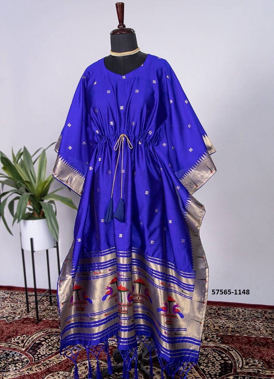 JACQUARD SILK PONCHOS - Catalog # 57565 (Set of 4 Kaftans / Ponchos) by Brand STROLLAY ® JACQUARD SILK PONCHOS - Catalog # 57565 (Set of 4 Kaftans / Ponchos) by Brand STROLLAY ®