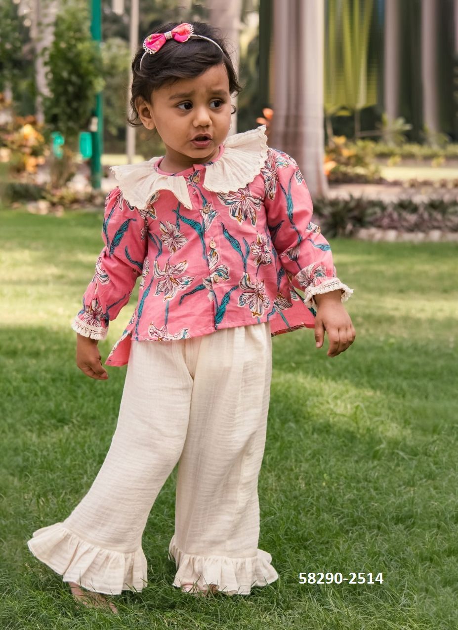 KIDS CO-ORD SETS - Catalog # 58290 (Set of 8 Tops With Bottoms) by Brand STROLLAY ®