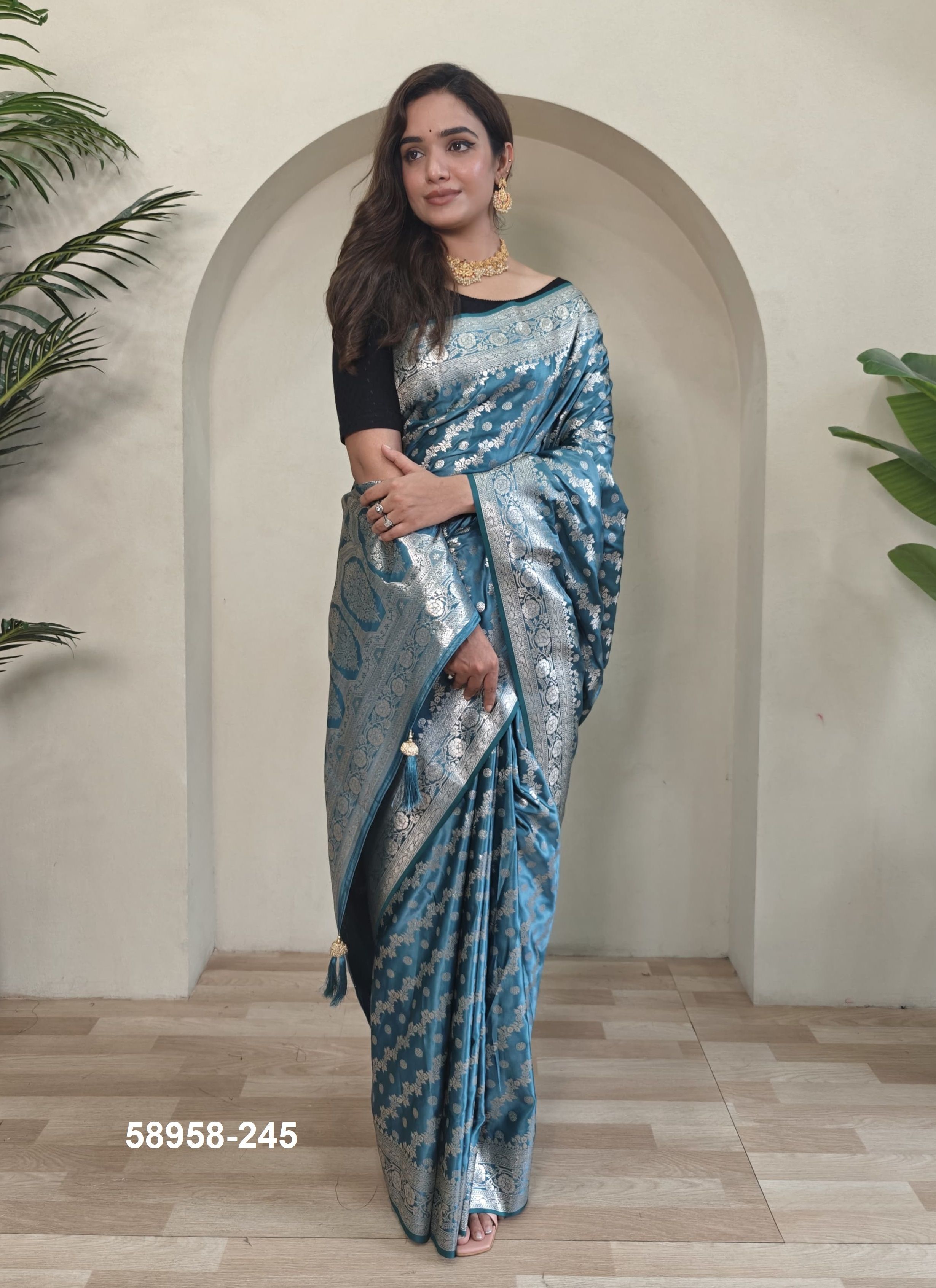 VAMIKA - Catalog # 58958 (Set of 4 Sarees) by Brand DESI MUSE VAMIKA - Catalog # 58958 (Set of 4 Sarees) by Brand DESI MUSE