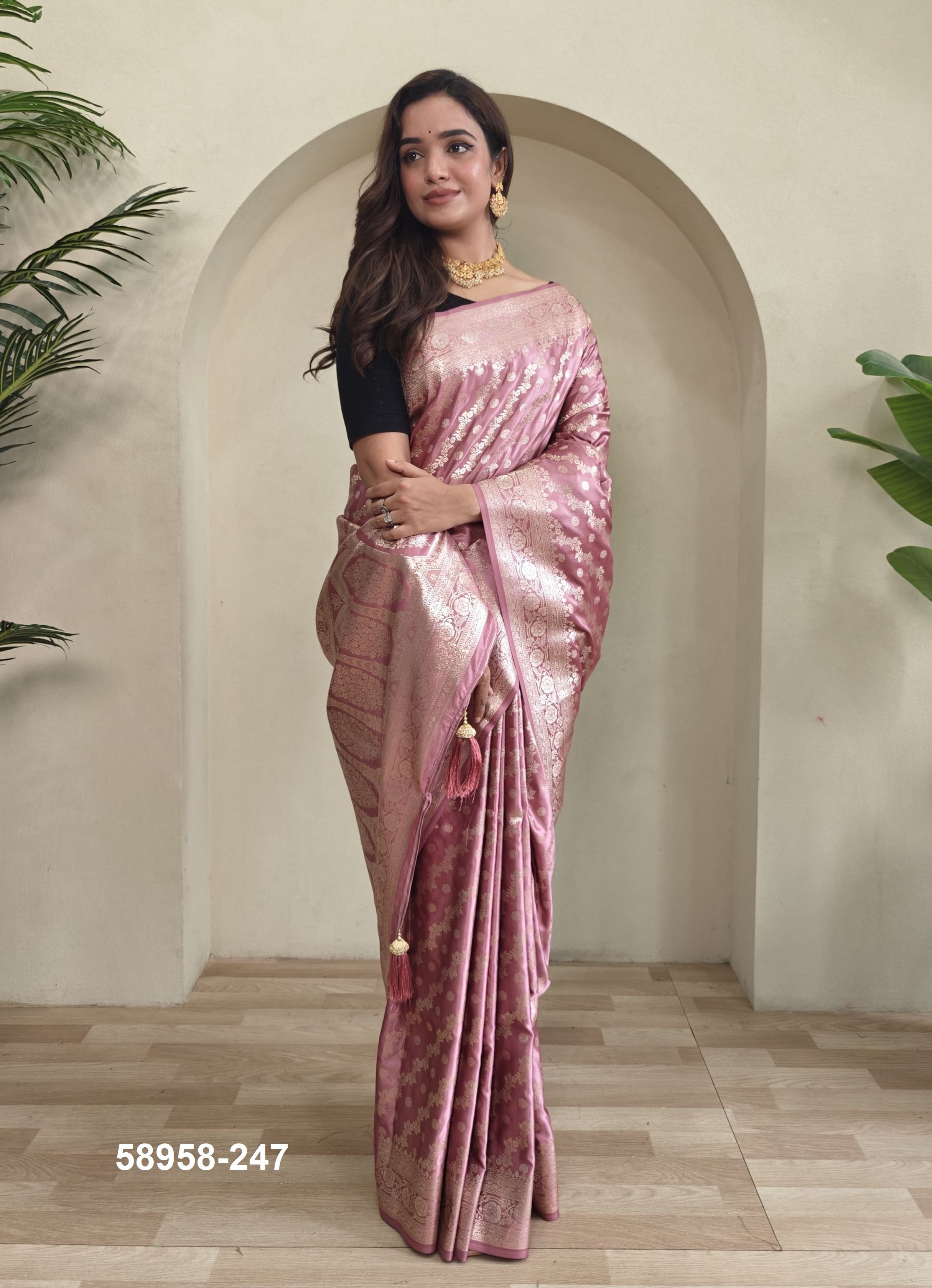 VAMIKA - Catalog # 58958 (Set of 4 Sarees) by Brand DESI MUSE VAMIKA - Catalog # 58958 (Set of 4 Sarees) by Brand DESI MUSE