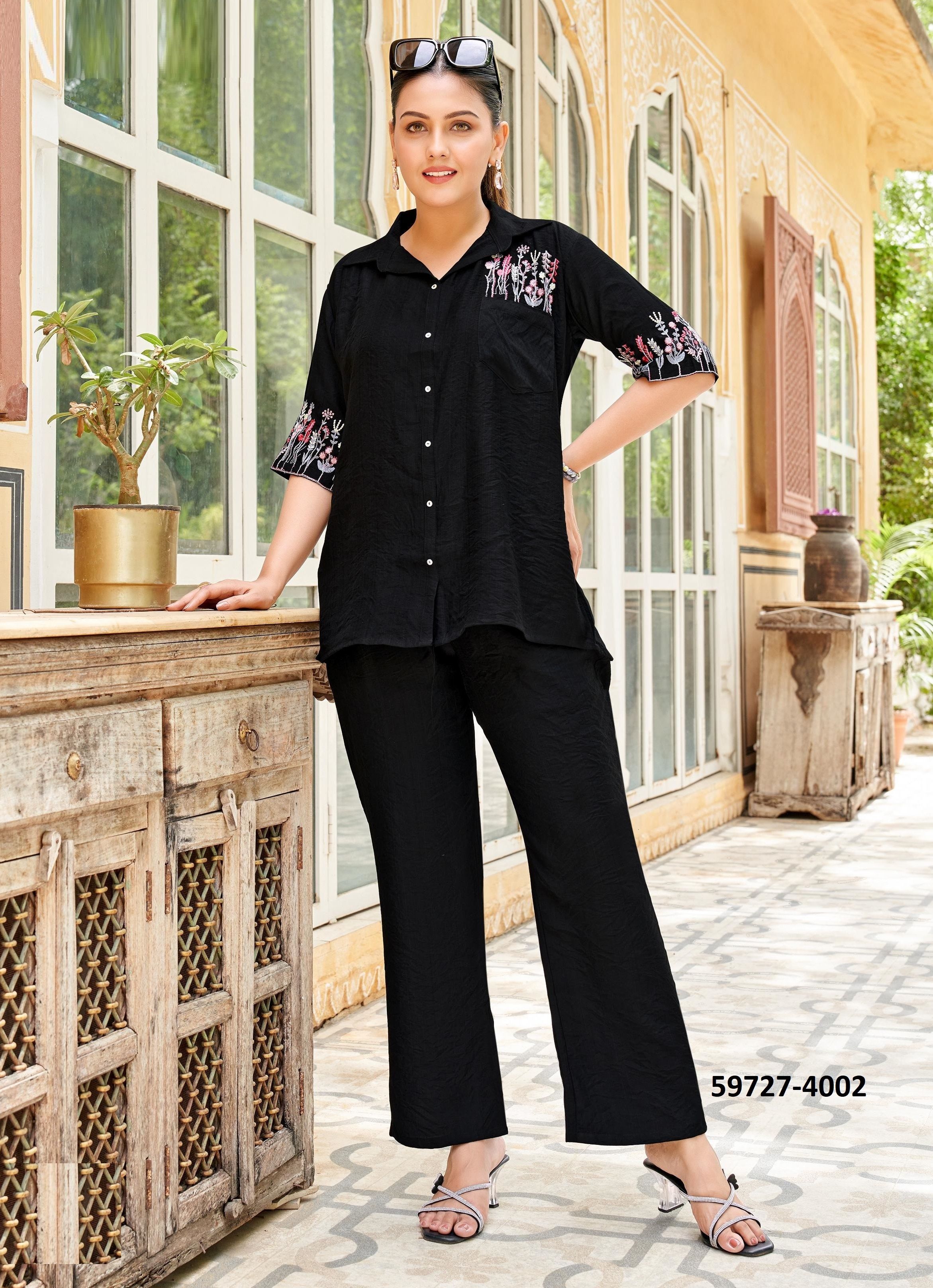 CARNIVAL - Catalog # 59727 (Set of 6 Tops With Bottoms) by Brand MITTOO CARNIVAL - Catalog # 59727 (Set of 6 Tops With Bottoms) by Brand MITTOO