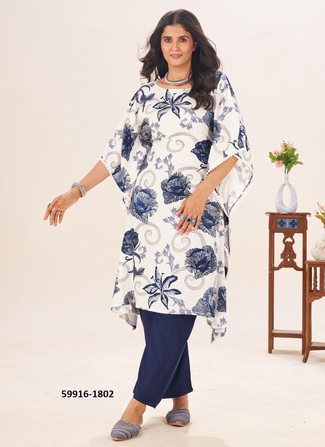 STARE 18 - Catalog # 59916 (Set of 2 Kaftans / Ponchos) by Brand BLUE HILLS STARE 18 - Catalog # 59916 (Set of 2 Kaftans / Ponchos) by Brand BLUE HILLS