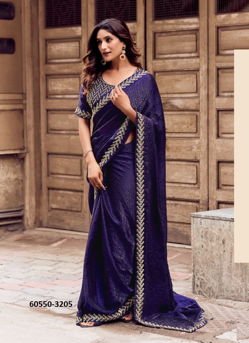 SIGNATURE 32 - Catalog # 60550 (Set of 6 Sarees) MADE IN INDIA BY KASHVI CREATIONS SIGNATURE 32 - Catalog # 60550 (Set of 6 Sarees) MADE IN INDIA BY KASHVI CREATIONS