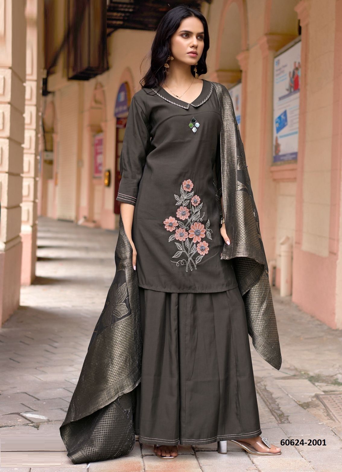 MUSAFIR - Catalog # 60624 (Set of 5 Readymade Salwar Suits) MADE IN INDIA BY WOOGLEE MUSAFIR - Catalog # 60624 (Set of 5 Readymade Salwar Suits) MADE IN INDIA BY WOOGLEE