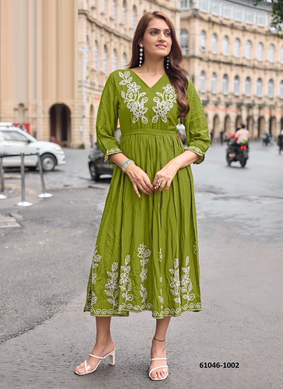 QUEEN - Catalog # 61046 (Set of 6 Readymade Women's Kurtis / Tops) MADE IN INDIA BY MITTOO QUEEN - Catalog # 61046 (Set of 6 Readymade Women's Kurtis / Tops) MADE IN INDIA BY MITTOO