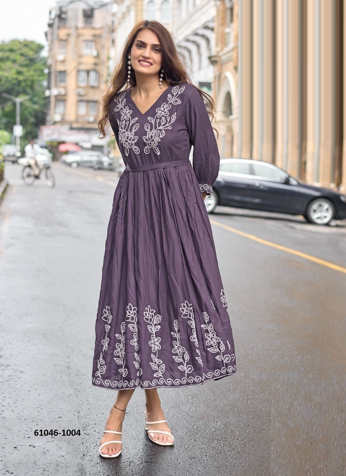 QUEEN - Catalog # 61046 (Set of 6 Readymade Women's Kurtis / Tops) MADE IN INDIA BY MITTOO QUEEN - Catalog # 61046 (Set of 6 Readymade Women's Kurtis / Tops) MADE IN INDIA BY MITTOO