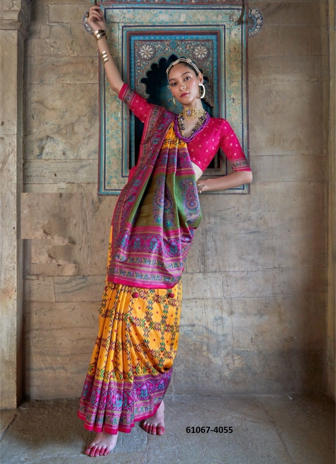 NAARI - Catalog # 61067 (Set of 6 Sarees) MADE IN INDIA BY KRESHVA NAARI - Catalog # 61067 (Set of 6 Sarees) MADE IN INDIA BY KRESHVA