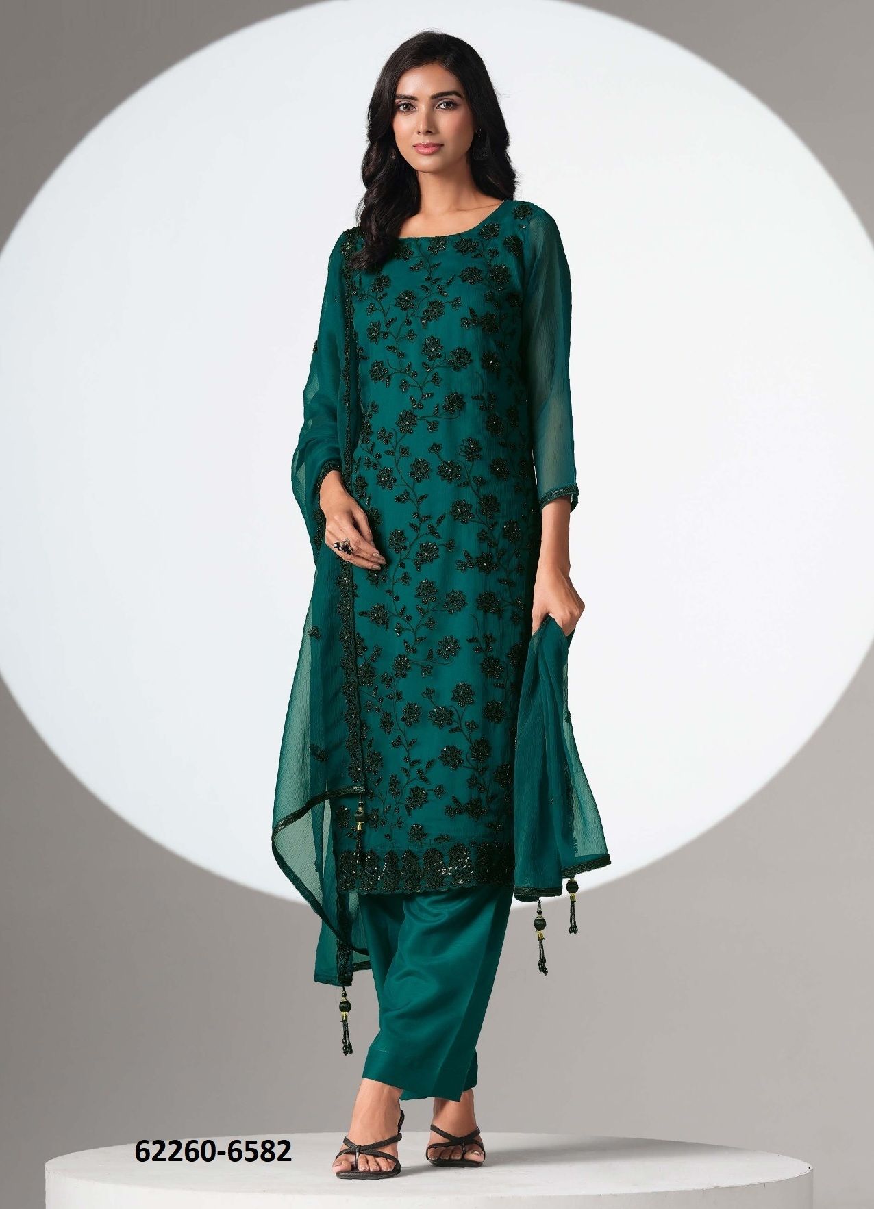 ALAYNA 2 - Catalog # 62260 (Set of 5 Semi-Stitched / Un-Stitched Suits) by Vipul Fashions ALAYNA 2 - Catalog # 62260 (Set of 5 Semi-Stitched / Un-Stitched Suits) by Vipul Fashions