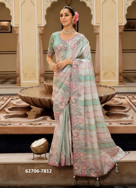 ANAARA 7801 - Catalog # 62706 (Set of 21 Sarees) by Tathastu ANAARA 7801 - Catalog # 62706 (Set of 21 Sarees) by Tathastu