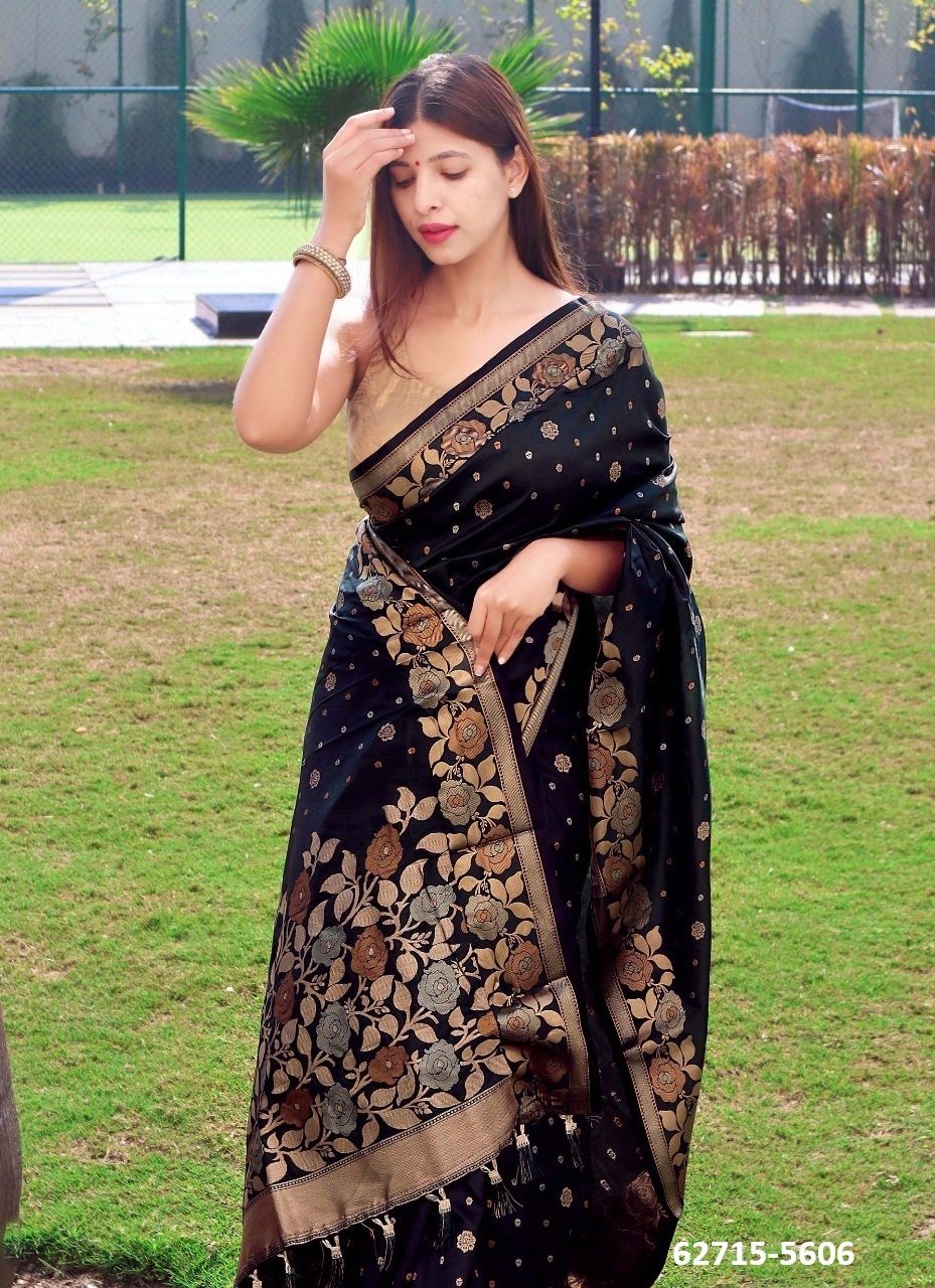 SUHANI - Catalog # 62715 (Set of 7 Sarees) by Serengeti SUHANI - Catalog # 62715 (Set of 7 Sarees) by Serengeti