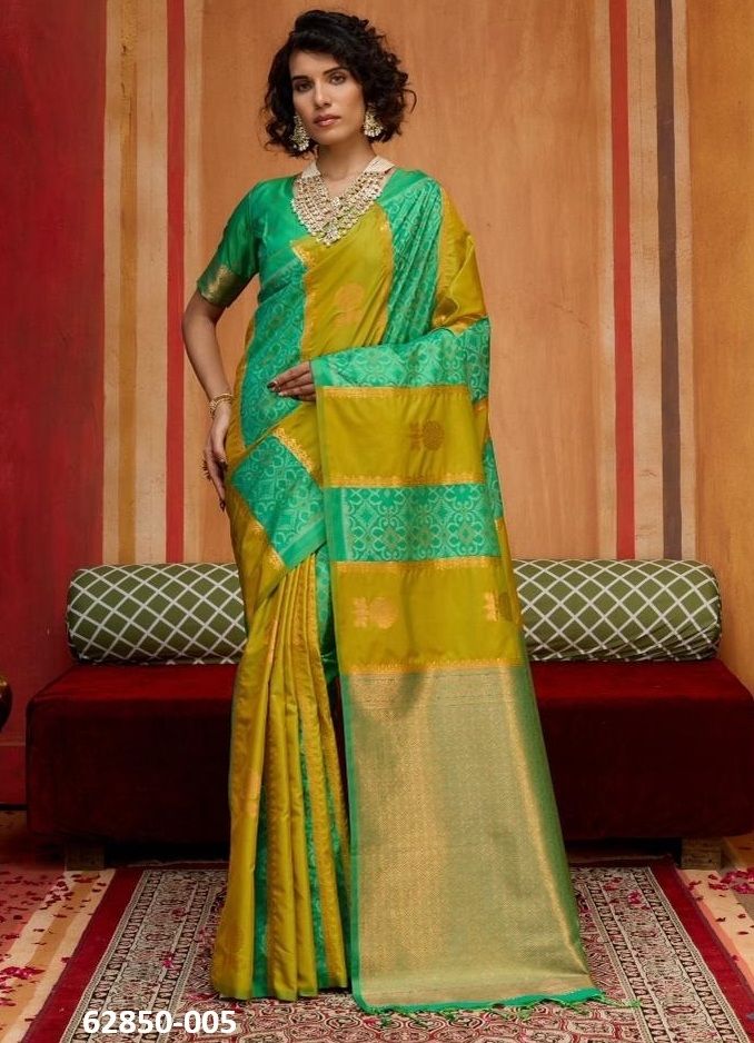 KIRTAN PATOLA - Catalog # 62850 (Set of 6 Sarees) by Rajtex Fabrics KIRTAN PATOLA - Catalog # 62850 (Set of 6 Sarees) by Rajtex Fabrics