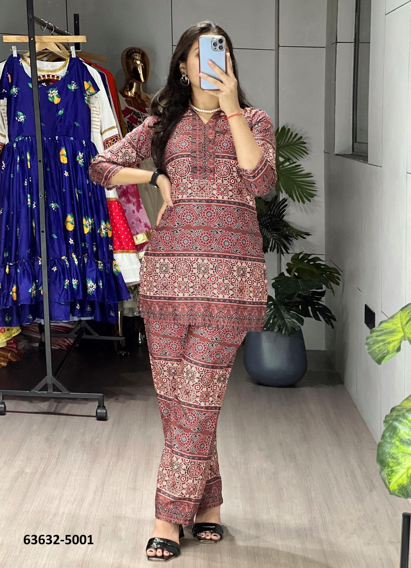 SERIES 5001 - Catalog # 63632 (Set of 6 Tops With Bottoms) by Amdavadi Fashion SERIES 5001 - Catalog # 63632 (Set of 6 Tops With Bottoms) by Amdavadi Fashion