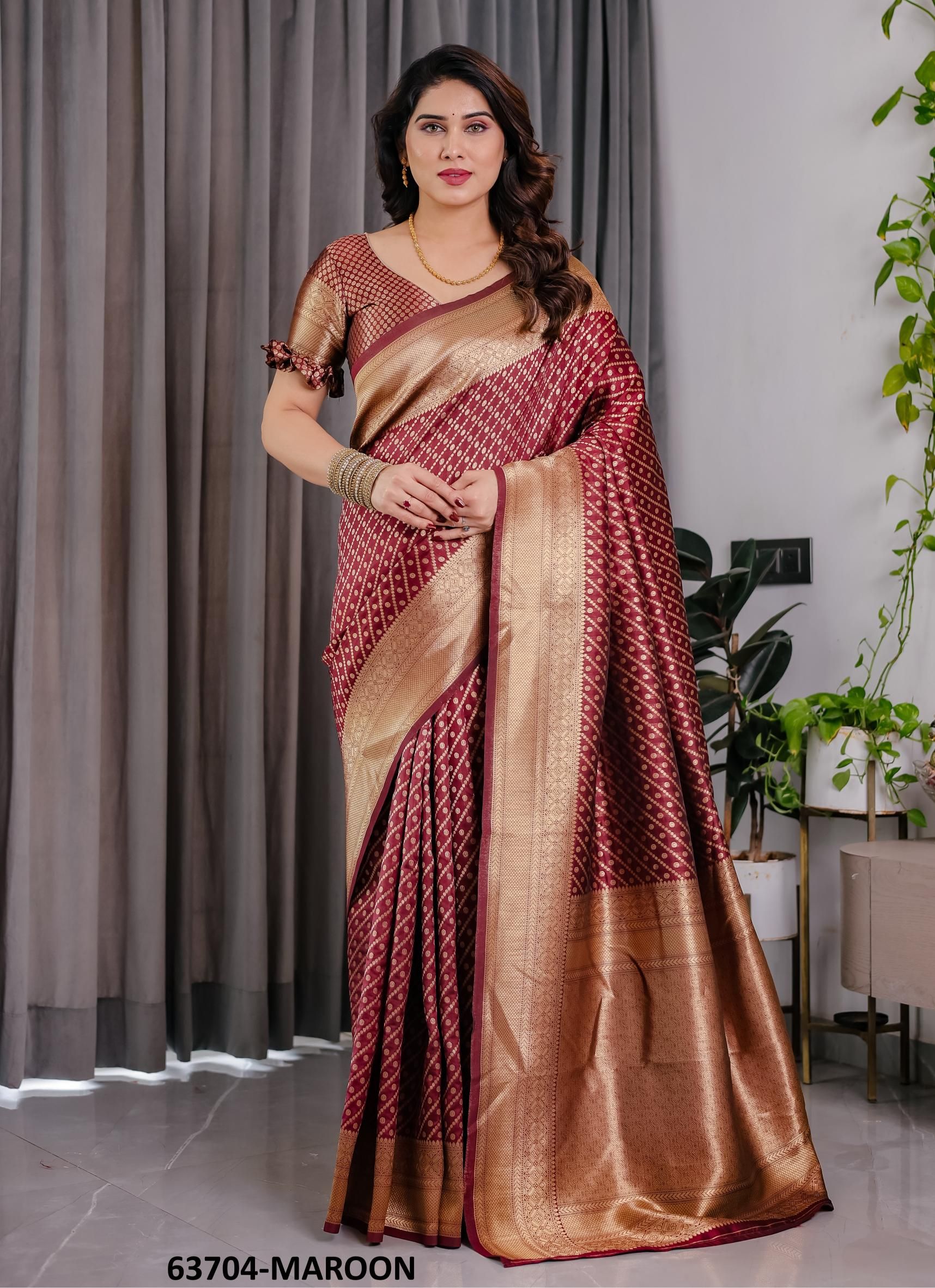 BANARASI JACQUARD 8 - Catalog # 63704 (Set of 6 Sarees) by Semad Styles BANARASI JACQUARD 8 - Catalog # 63704 (Set of 6 Sarees) by Semad Styles