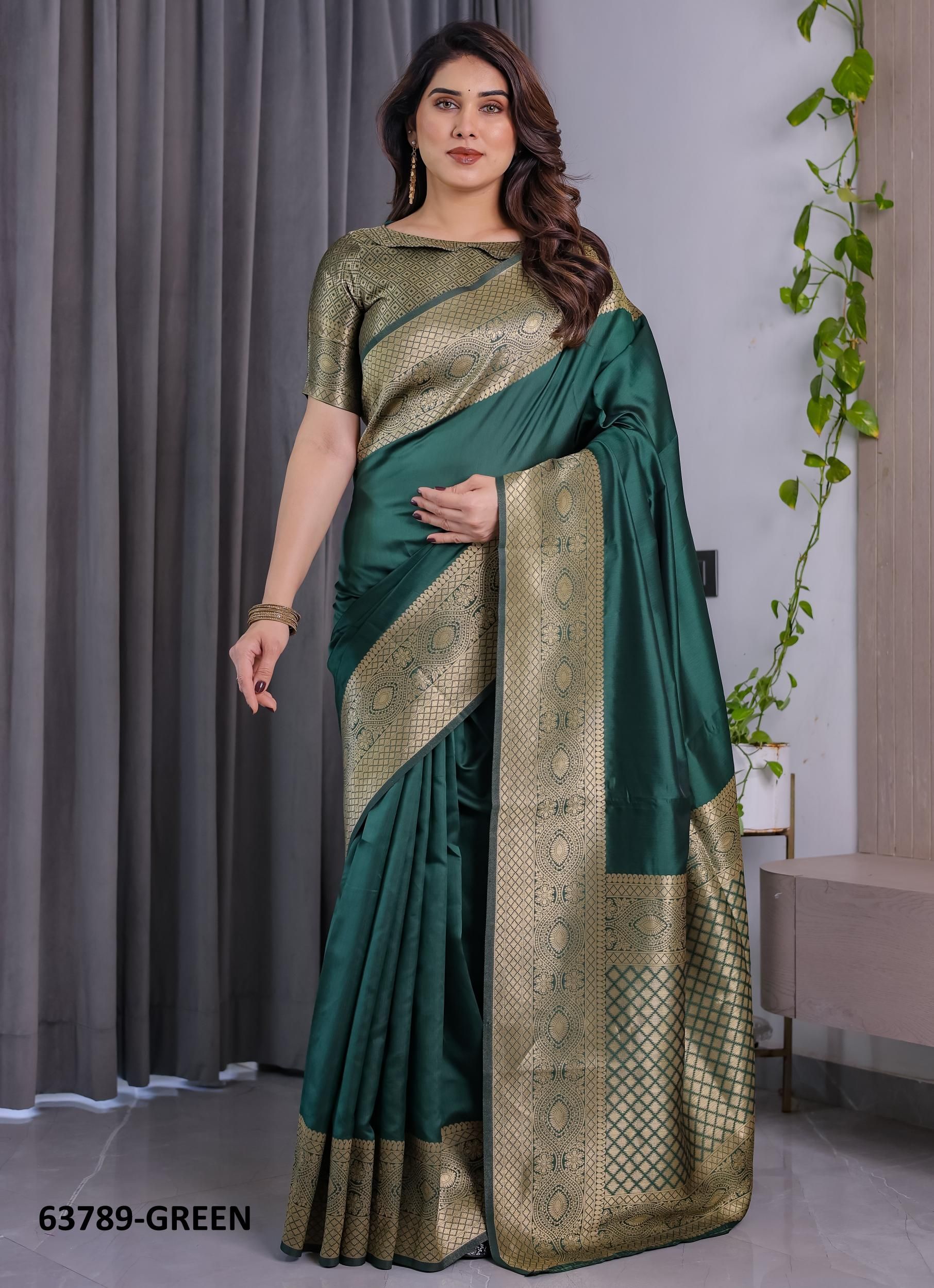 BANARASI JACQUARD 1 - Catalog # 63789 (Set of 6 Sarees) by Semad Styles BANARASI JACQUARD 1 - Catalog # 63789 (Set of 6 Sarees) by Semad Styles