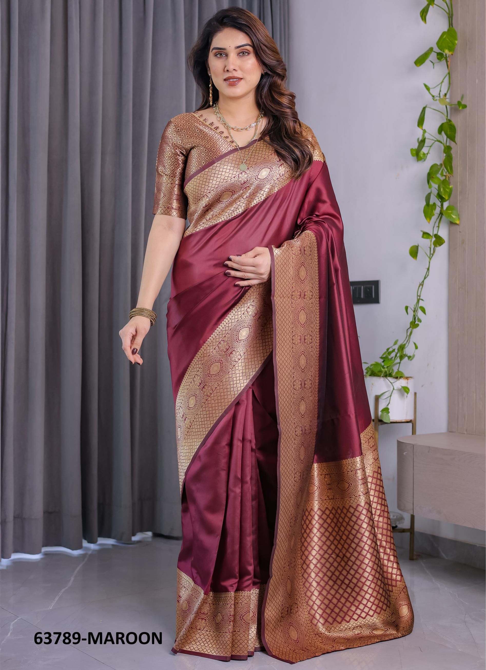 BANARASI JACQUARD 1 - Catalog # 63789 (Set of 6 Sarees) by Semad Styles BANARASI JACQUARD 1 - Catalog # 63789 (Set of 6 Sarees) by Semad Styles