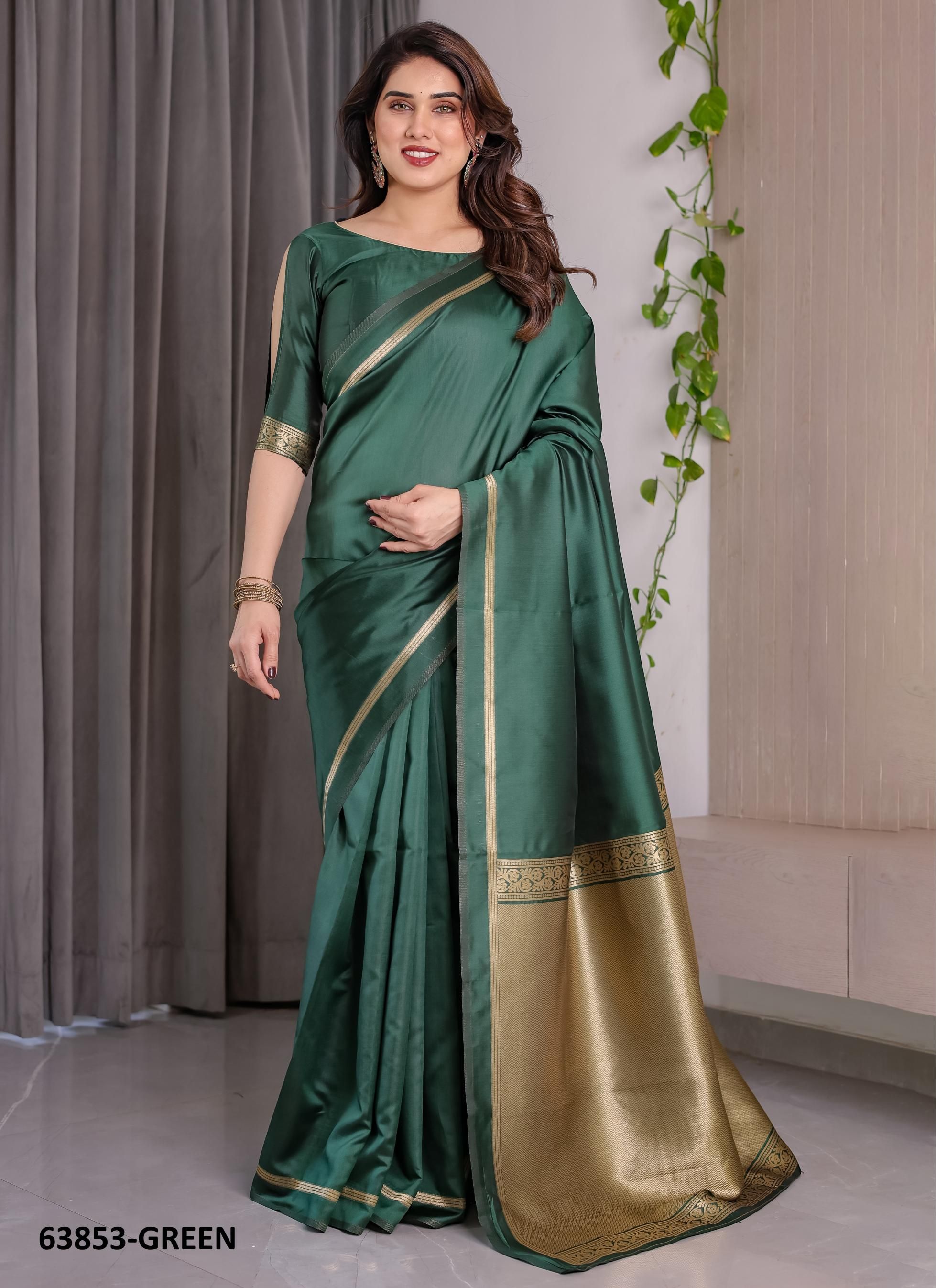 BANARASI JACQUARD 4 - Catalog # 63853 (Set of 6 Sarees) by Semad Styles BANARASI JACQUARD 4 - Catalog # 63853 (Set of 6 Sarees) by Semad Styles