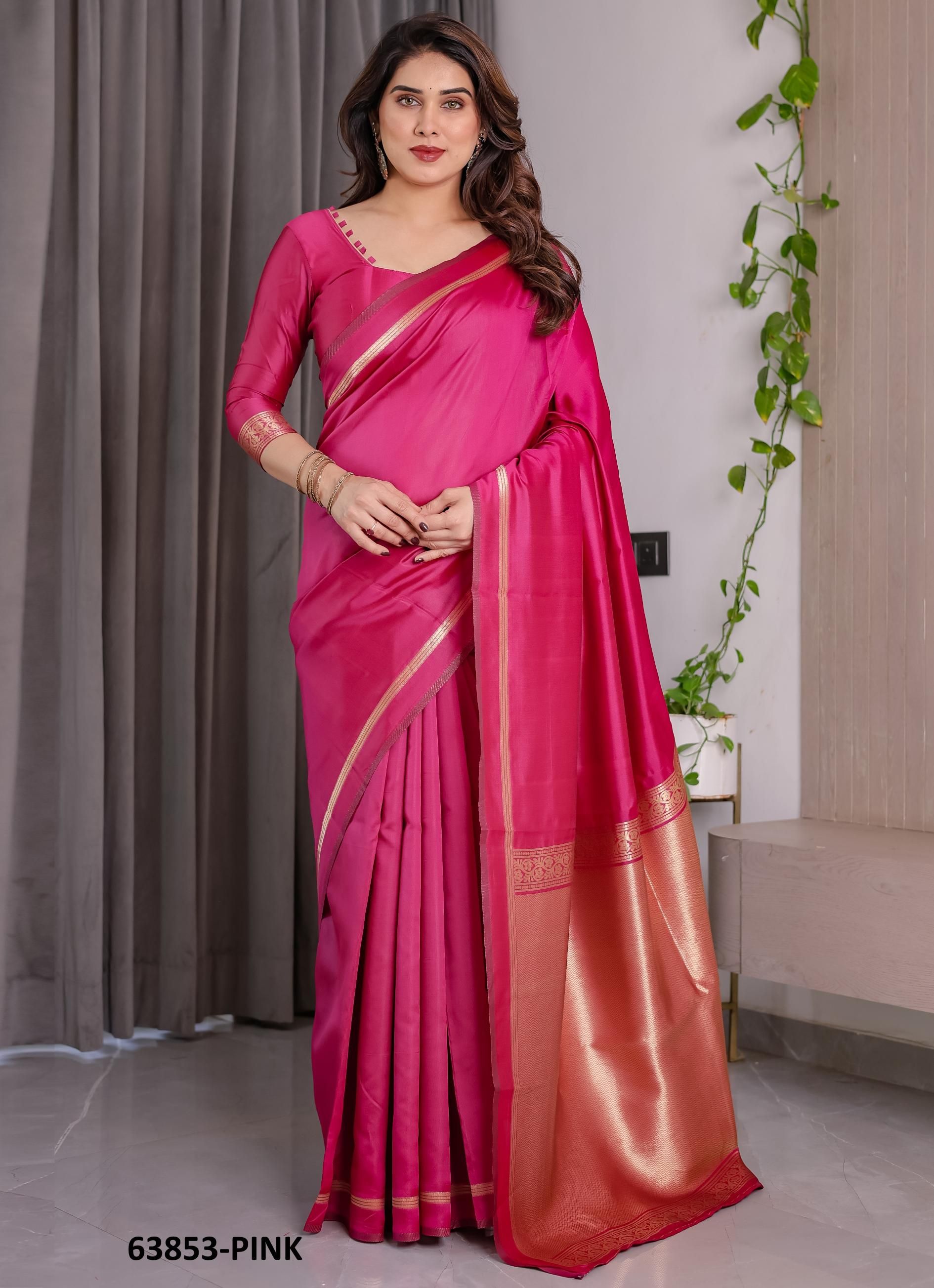BANARASI JACQUARD 4 - Catalog # 63853 (Set of 6 Sarees) by Semad Styles BANARASI JACQUARD 4 - Catalog # 63853 (Set of 6 Sarees) by Semad Styles