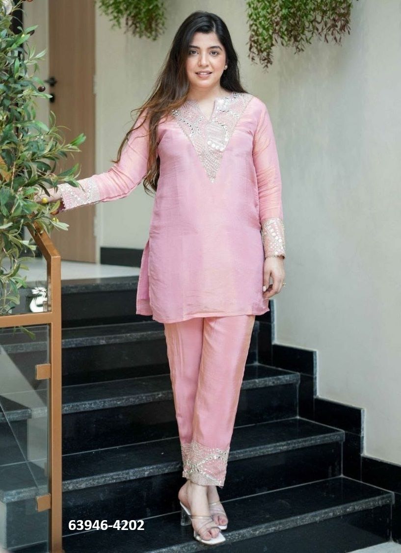 MISRI - Catalog # 63946 (Set of 2 Tops With Bottoms) by Semad Styles MISRI - Catalog # 63946 (Set of 2 Tops With Bottoms) by Semad Styles