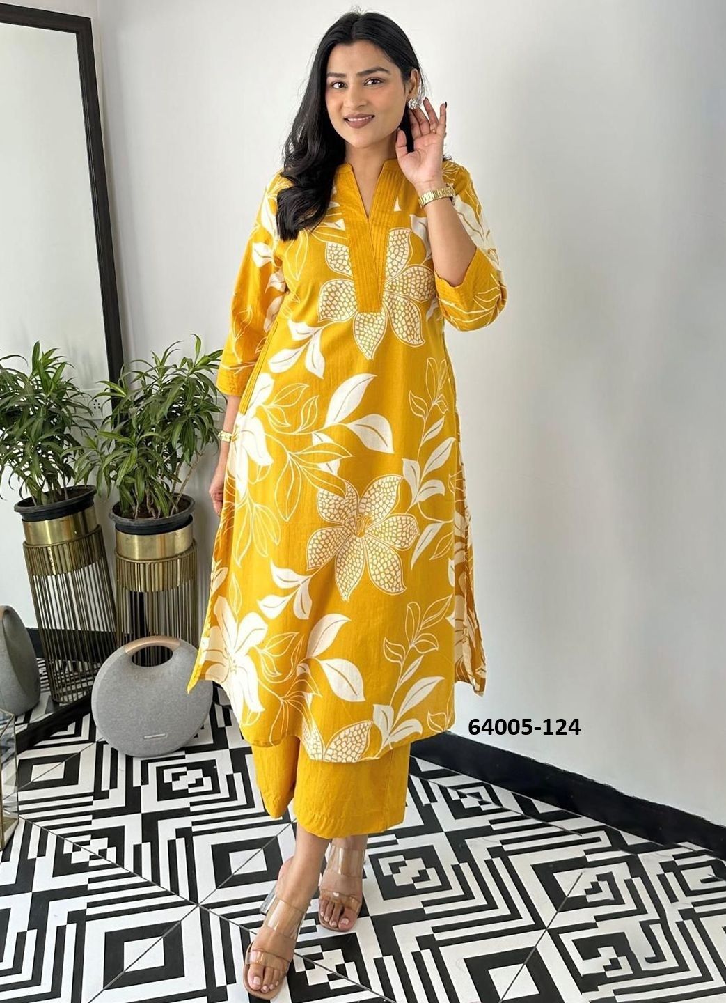 RESORT WEAR CO-ORDS - Catalog # 64005 (Set of 4 SIZE-SETS [Tops With Bottoms]) by Desi Muse