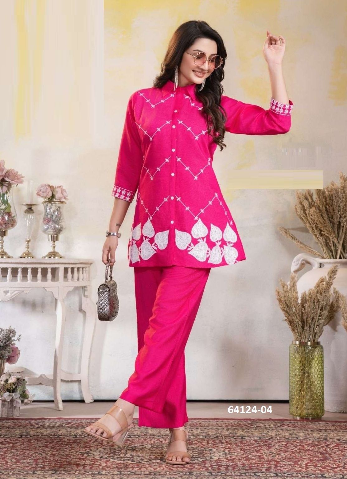 KVISHA - Catalog # 64124 (Set of 6 Tops With Bottoms) KVISHA - Catalog # 64124 (Set of 6 Tops With Bottoms)