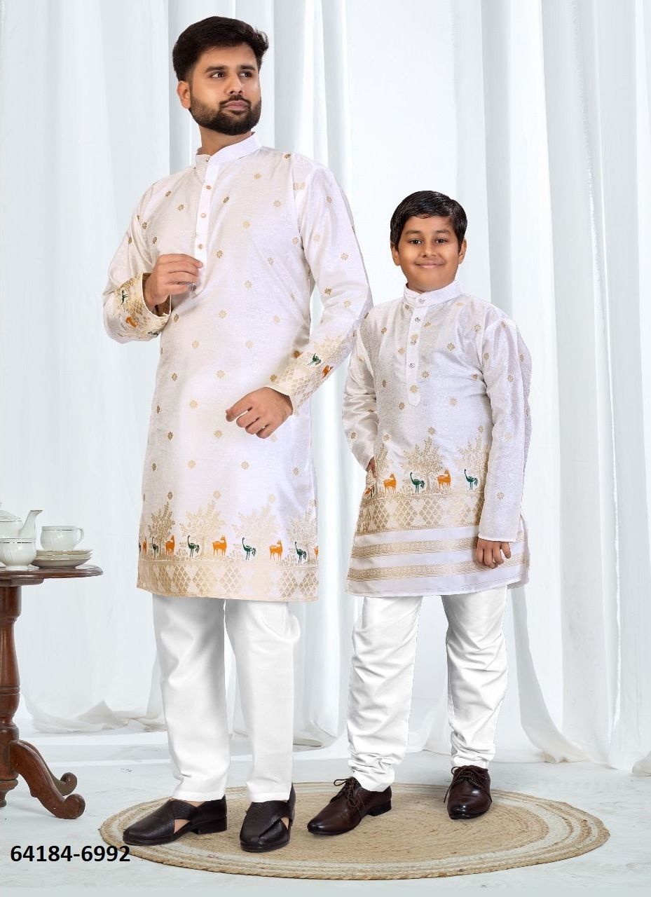 RAJWADA - Catalog # 64184 (Set of 2 Father-Son Combo) RAJWADA - Catalog # 64184 (Set of 2 Father-Son Combo)