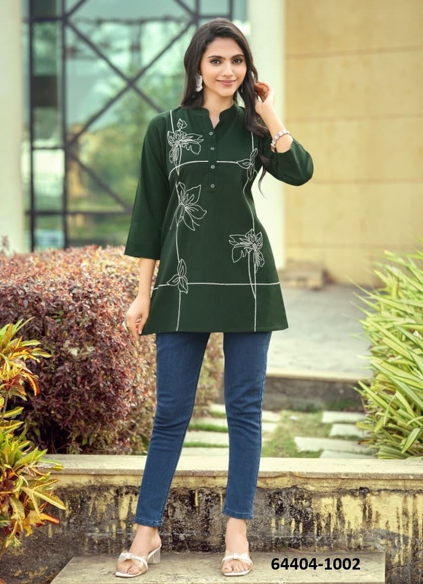 SUMMER SHORTS - Catalog # 64404 (Set of 6 Readymade Women's Kurtis / Tops) SUMMER SHORTS - Catalog # 64404 (Set of 6 Readymade Women's Kurtis / Tops)