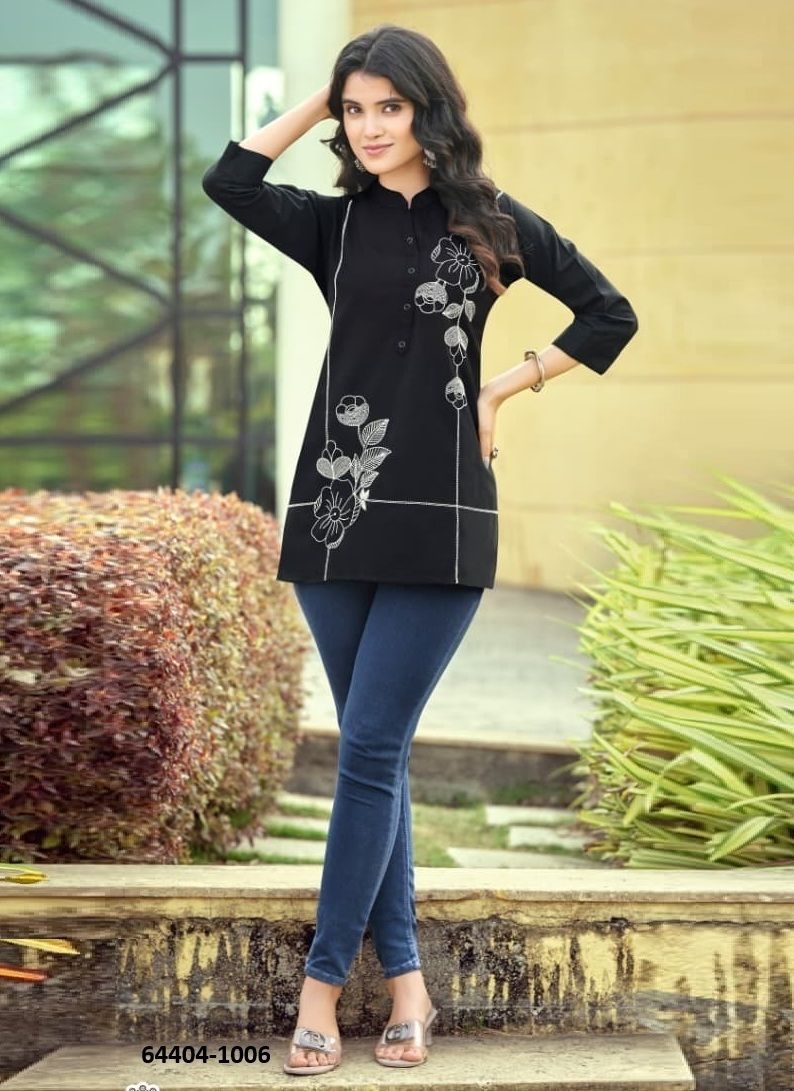 SUMMER SHORTS - Catalog # 64404 (Set of 6 Readymade Women's Kurtis / Tops) SUMMER SHORTS - Catalog # 64404 (Set of 6 Readymade Women's Kurtis / Tops)