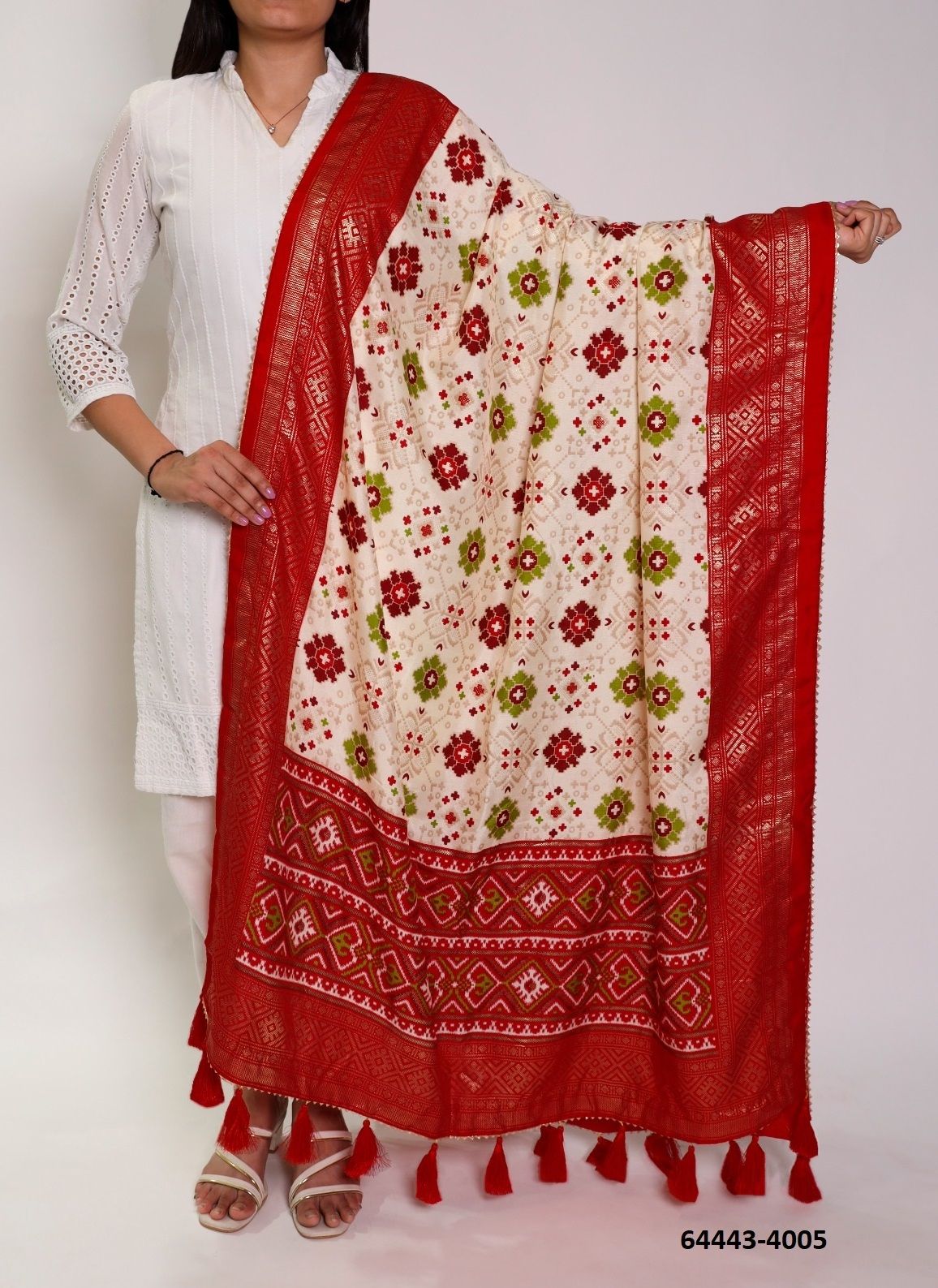 TUSSER SILK 4001 - Catalog # 64443 (Set of 16 Only Dupattas) TUSSER SILK 4001 - Catalog # 64443 (Set of 16 Only Dupattas)