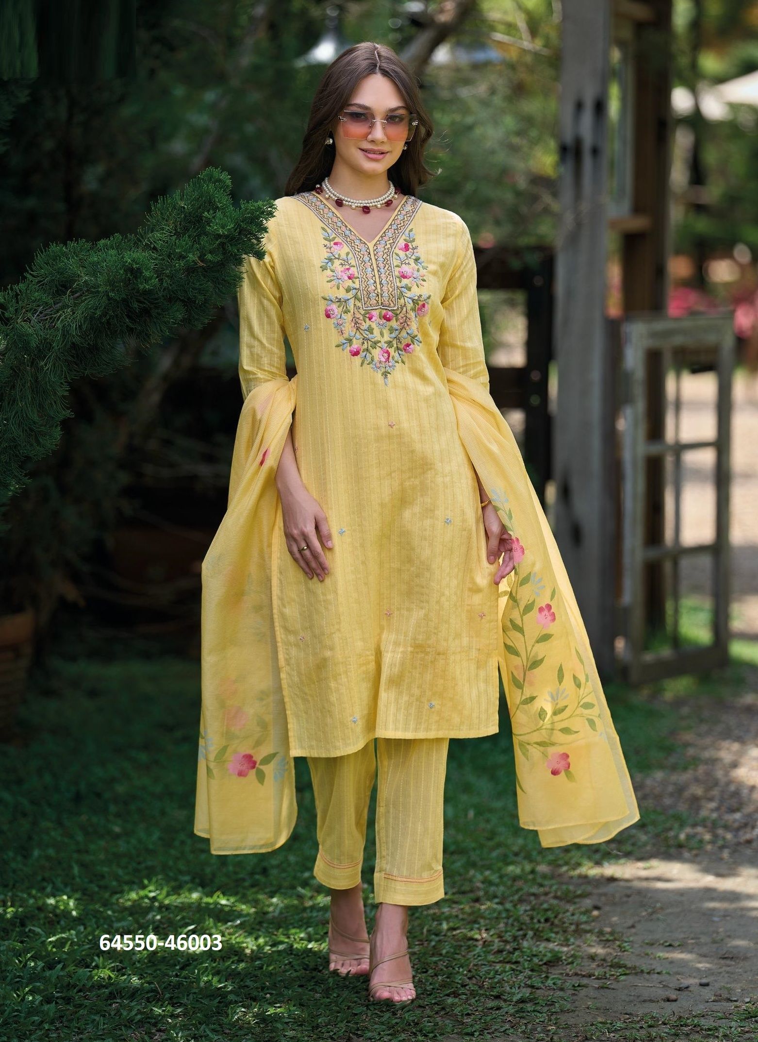 SUMMER GARDEN - Catalog # 64550 (Set of 4 Readymade Salwar Suits) SUMMER GARDEN - Catalog # 64550 (Set of 4 Readymade Salwar Suits)