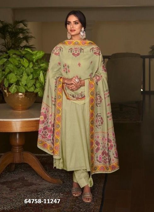 RANG-E-HAYA - Catalog # 64758 (Set of 8 Semi-Stitched / Un-Stitched Suits)