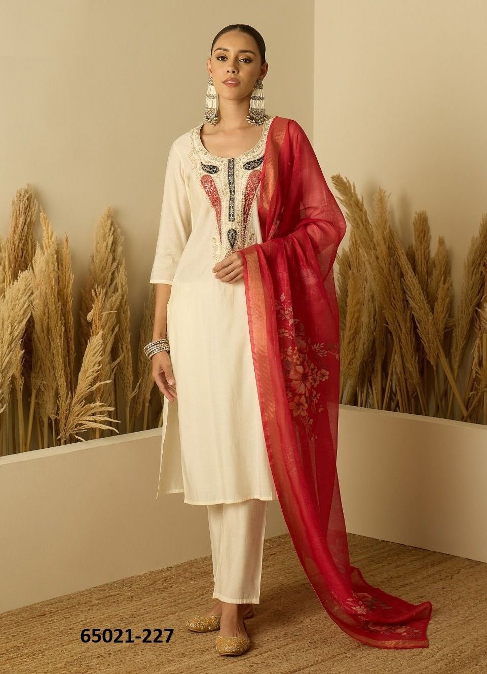 SERIES 220 - Catalog # 65021 (Set of 17 Readymade Salwar Suits) SERIES 220 - Catalog # 65021 (Set of 17 Readymade Salwar Suits)