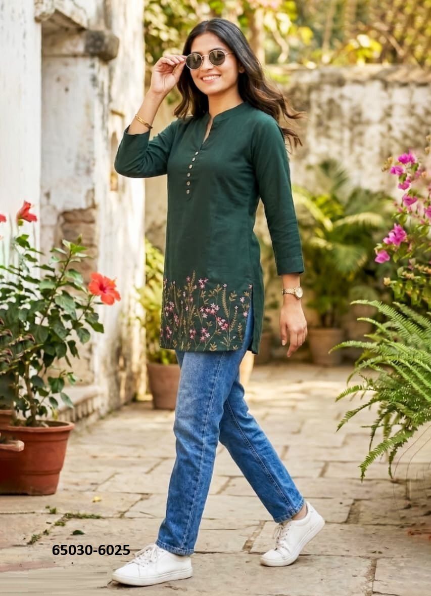 POLO - Catalog # 65030 (Set of 6 Readymade Women's Kurtis / Tops)