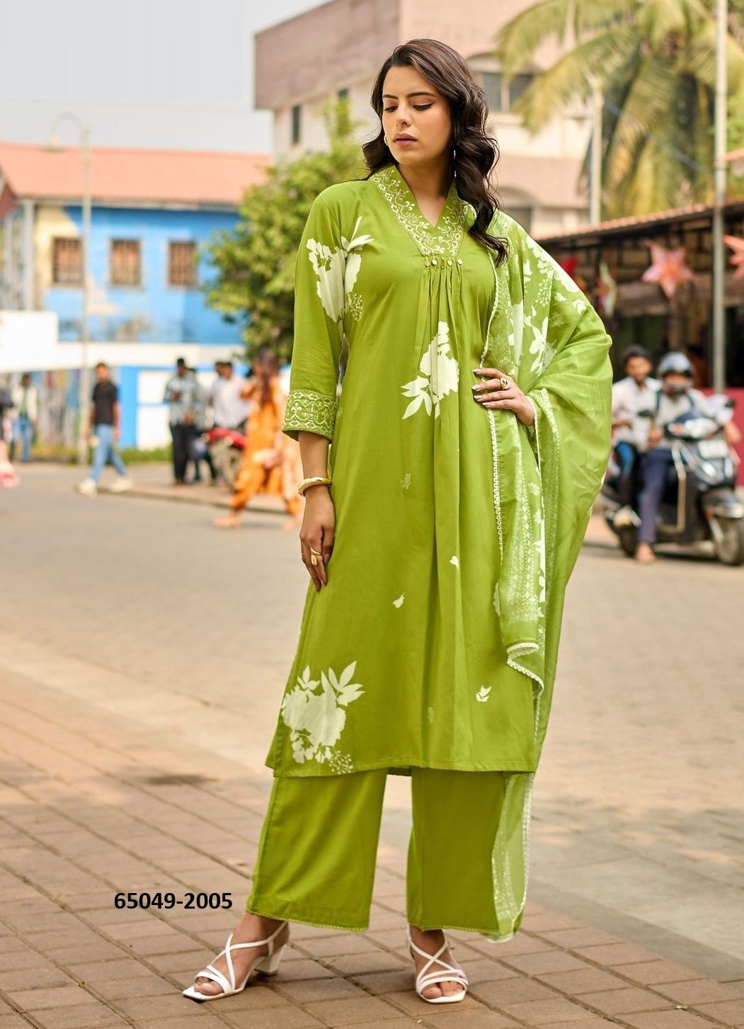 RAZIA - Catalog # 65049 (Set of 6 Readymade Salwar Suits)