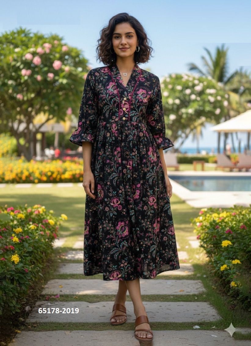HELINA - Catalog # 65178 (Set of 6 Readymade Women's Kurtis / Tops) HELINA - Catalog # 65178 (Set of 6 Readymade Women's Kurtis / Tops)