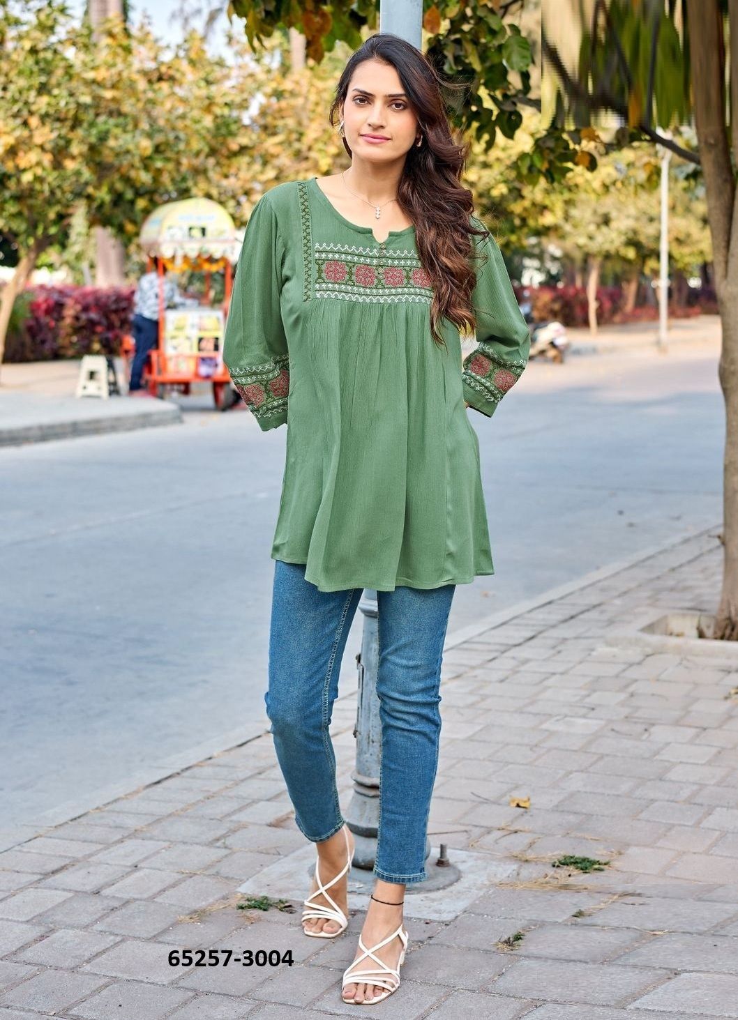 EMLEE - Catalog # 65257 (Set of 6 Readymade Women's Kurtis / Tops) EMLEE - Catalog # 65257 (Set of 6 Readymade Women's Kurtis / Tops)