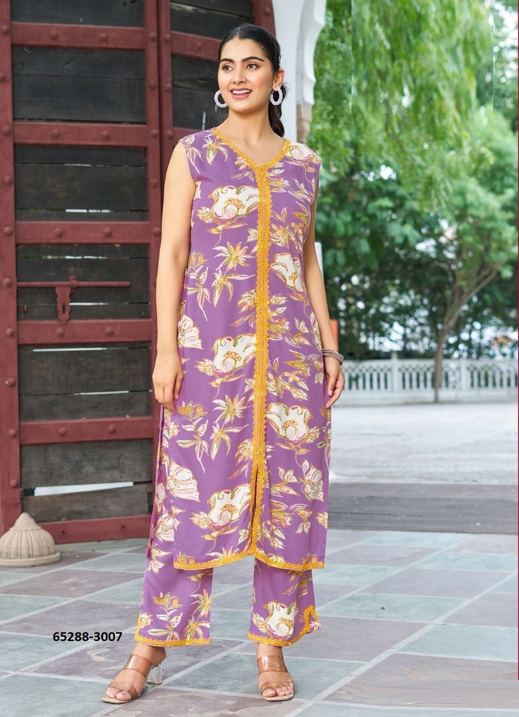 SAAVI 2 - Catalog # 65288 (Set of 6 Tops With Bottoms) SAAVI 2 - Catalog # 65288 (Set of 6 Tops With Bottoms)