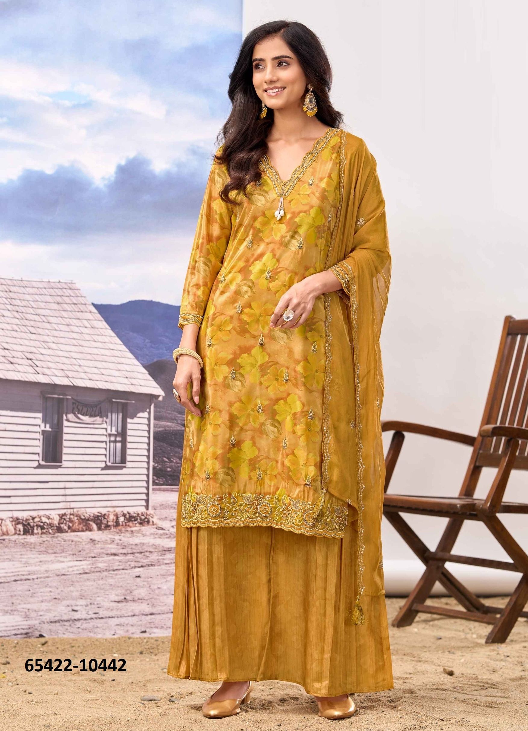 RANGRITI - Catalog # 65422 (Set of 4 Readymade Salwar Suits) RANGRITI - Catalog # 65422 (Set of 4 Readymade Salwar Suits)