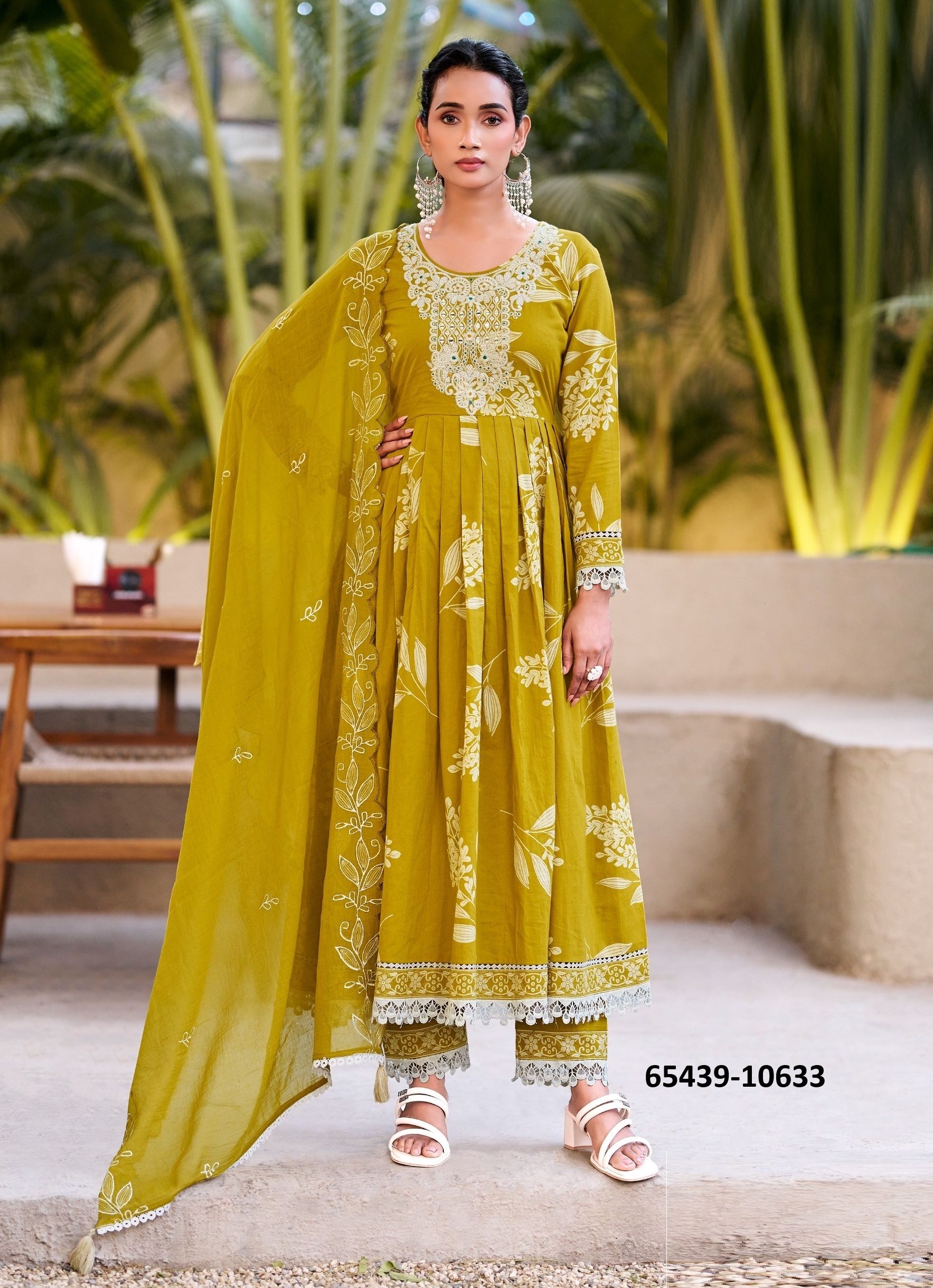 VIOLET - Catalog # 65439 (Set of 4 Readymade Salwar Suits) VIOLET - Catalog # 65439 (Set of 4 Readymade Salwar Suits)