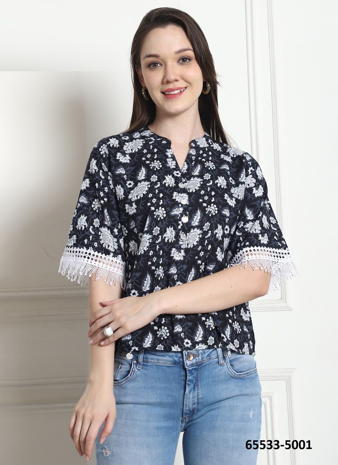 SHORT TOP SERIES 5001 - Catalog # 65533 (Set of 4 Readymade Women's Kurtis / Tops) SHORT TOP SERIES 5001 - Catalog # 65533 (Set of 4 Readymade Women's Kurtis / Tops)