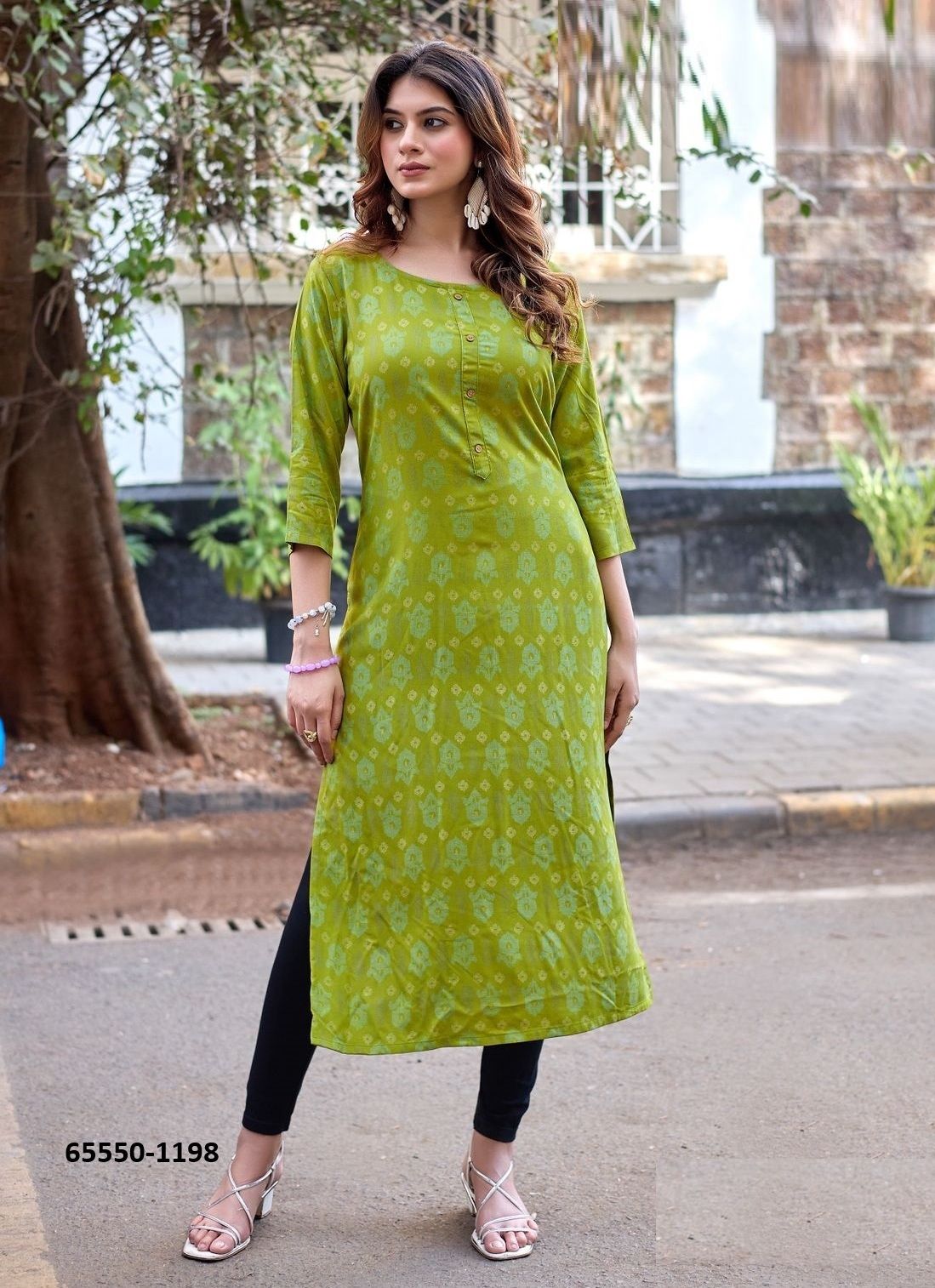 AKSHARA 33 - Catalog # 65550 (Set of 6 Readymade Women's Kurtis / Tops) AKSHARA 33 - Catalog # 65550 (Set of 6 Readymade Women's Kurtis / Tops)