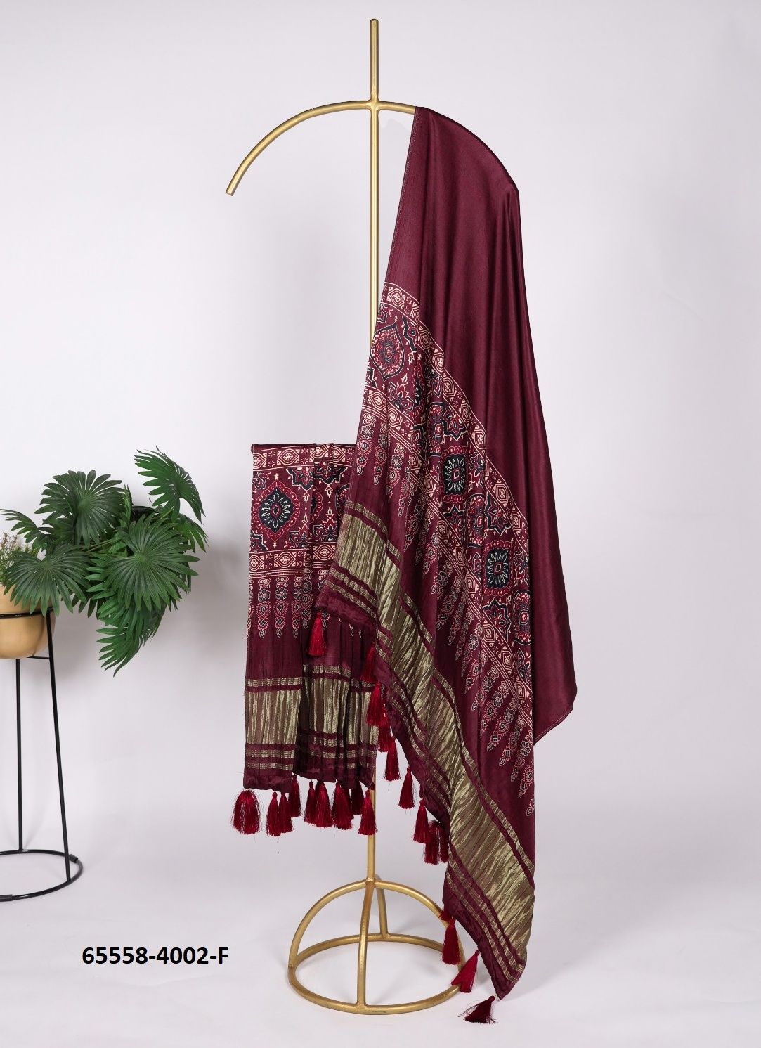PURE GAJJI SILK DUPATTA - Catalog # 65558 (Set of 8 Only Dupattas) PURE GAJJI SILK DUPATTA - Catalog # 65558 (Set of 8 Only Dupattas)