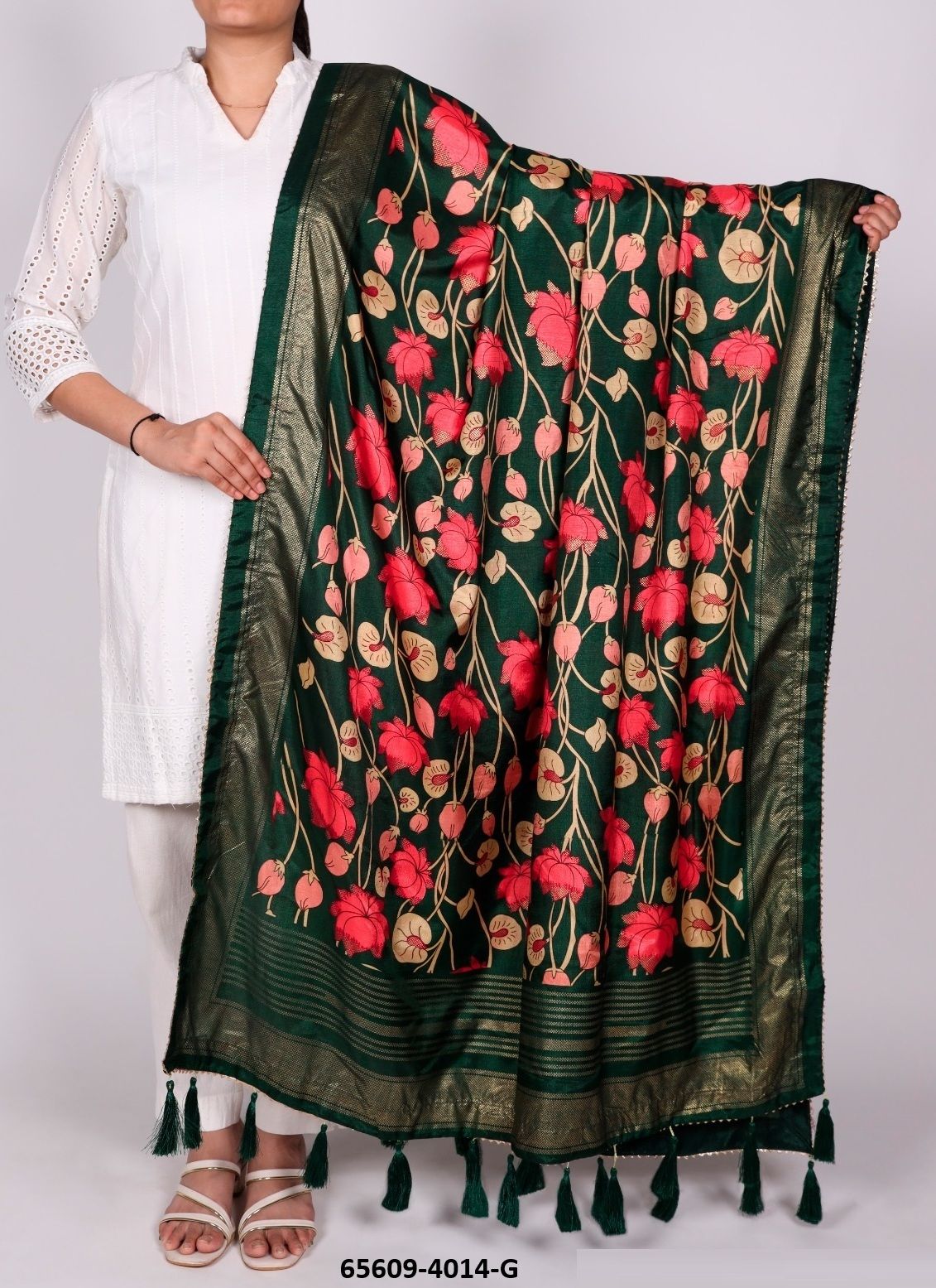 TUSSER SILK BANDHANI PATOLA - Catalog # 65609 (Set of 20 Only Dupattas) TUSSER SILK BANDHANI PATOLA - Catalog # 65609 (Set of 20 Only Dupattas)